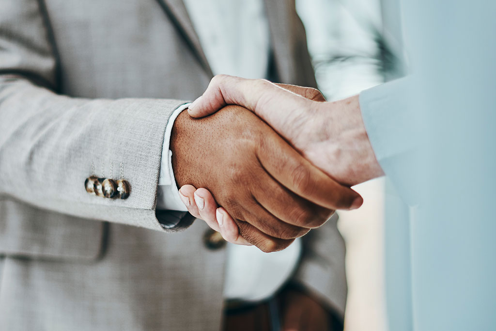 Business men shaking hands